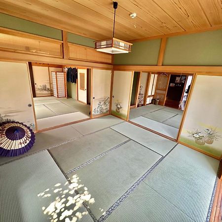青森伝統芸能を楽しめる繭子の宿 ฮาชิโนเฮะ ภายนอก รูปภาพ