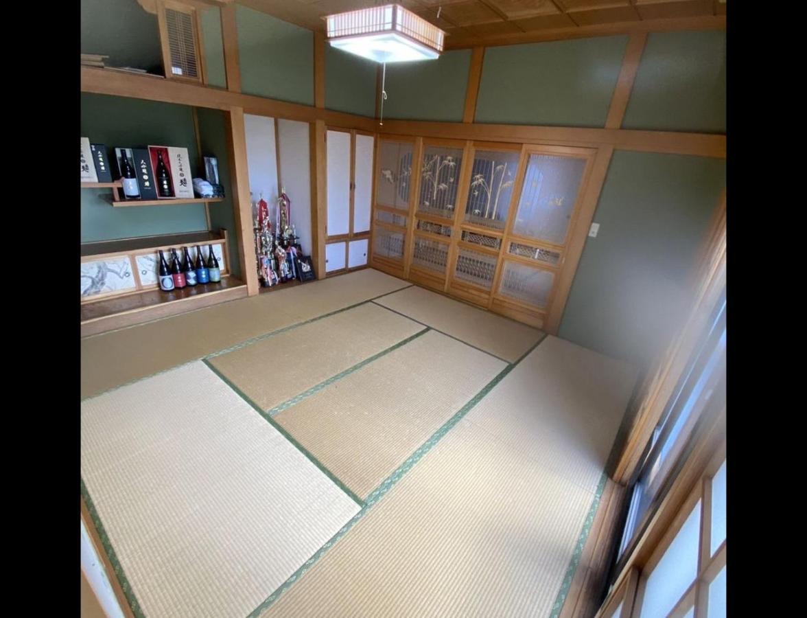 青森伝統芸能を楽しめる繭子の宿 ฮาชิโนเฮะ ภายนอก รูปภาพ