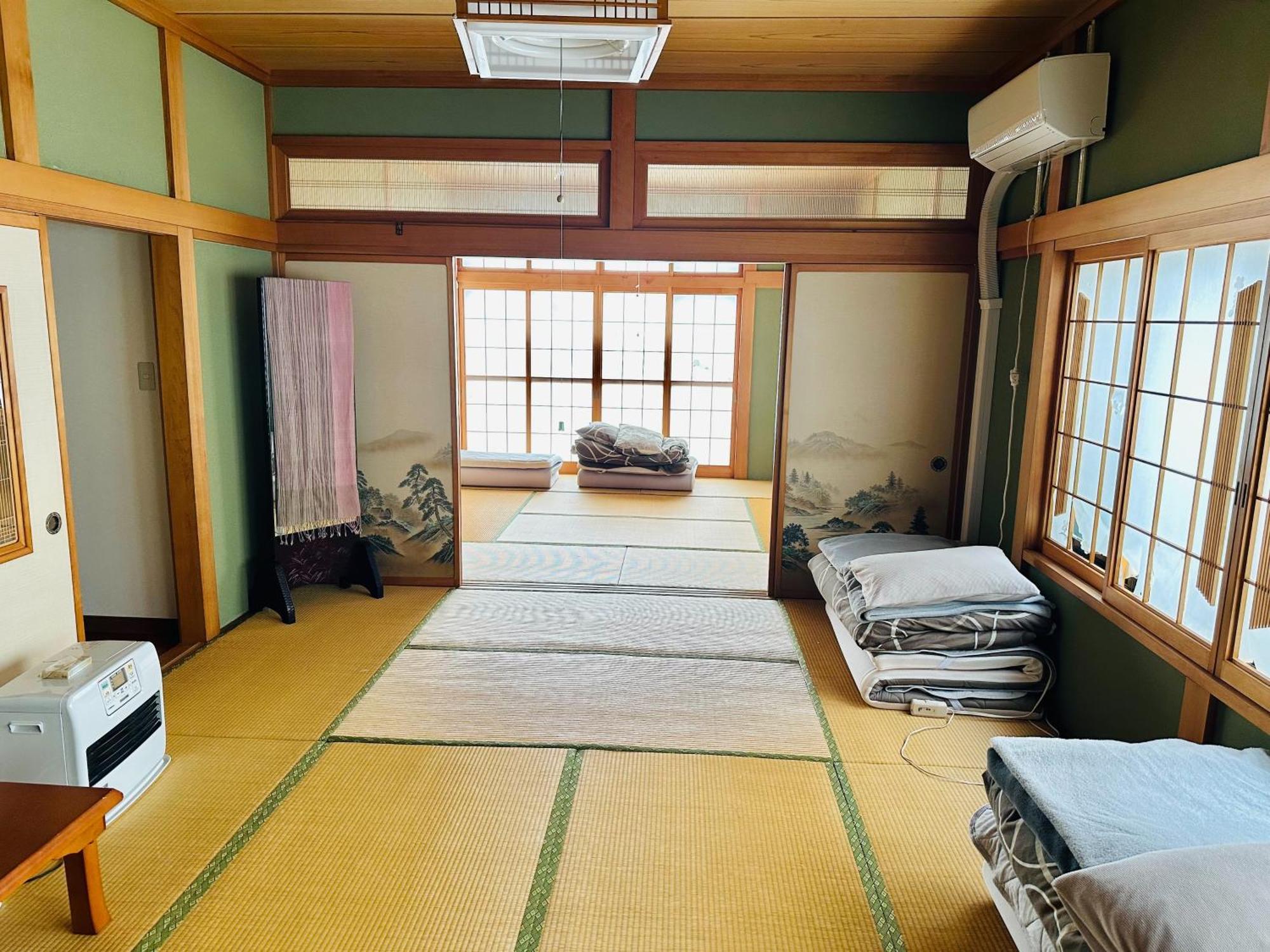 青森伝統芸能を楽しめる繭子の宿 ฮาชิโนเฮะ ภายนอก รูปภาพ