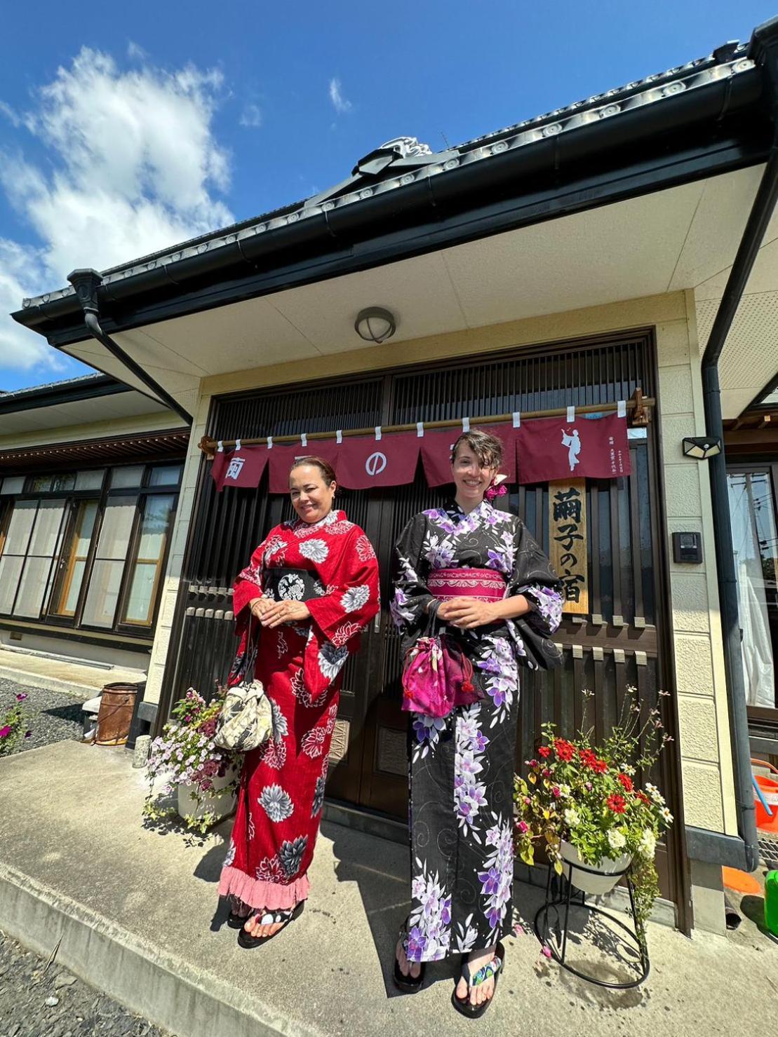 青森伝統芸能を楽しめる繭子の宿 ฮาชิโนเฮะ ภายนอก รูปภาพ