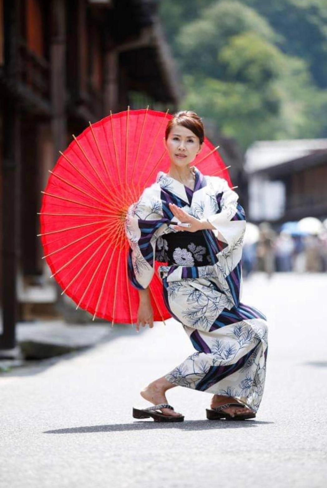 青森伝統芸能を楽しめる繭子の宿 Hotel ฮาชิโนเฮะ ภายนอก รูปภาพ